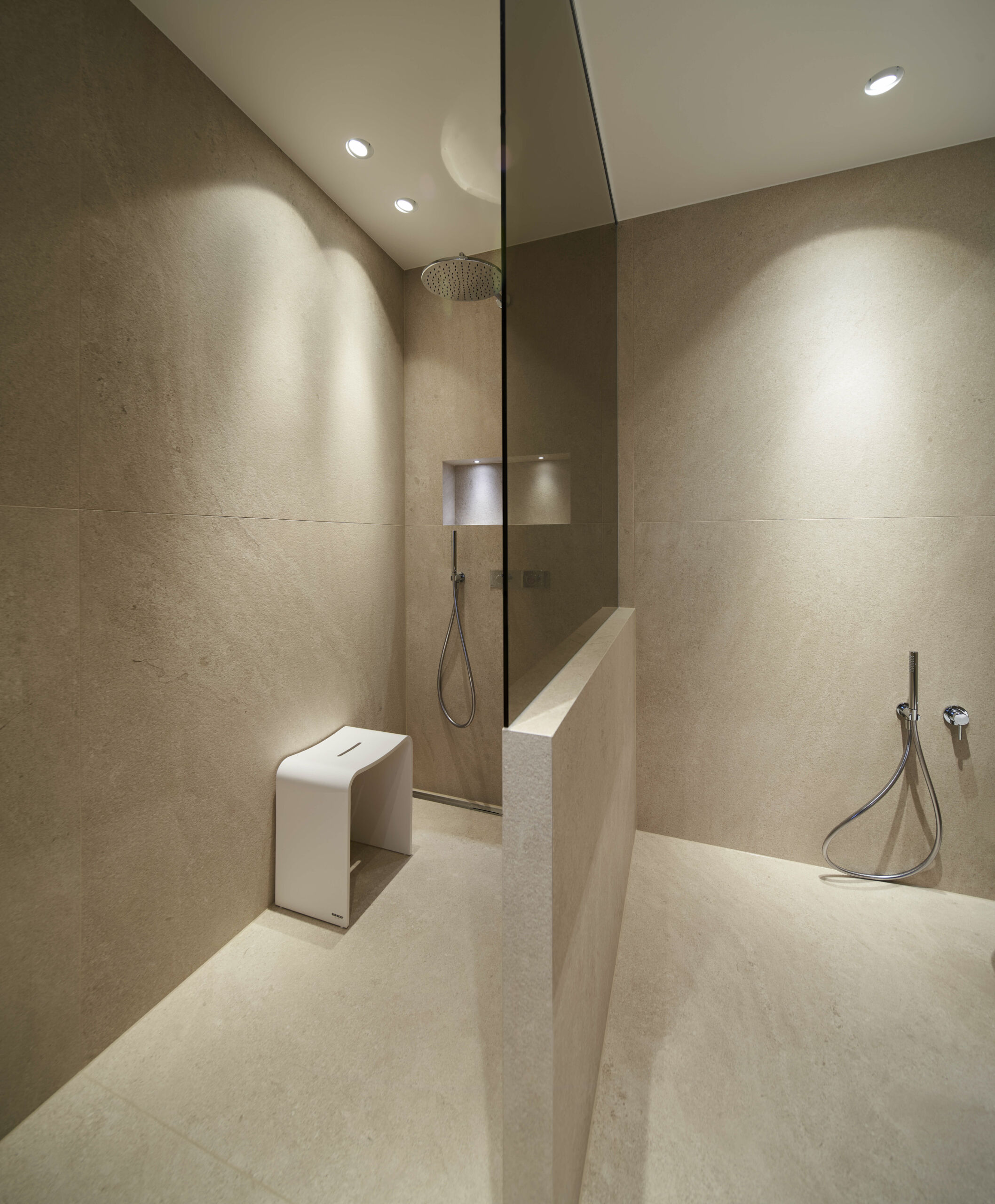 Exklusives Badezimmer in Arnsberg | Raumwerk by Adrian Wojciechowski